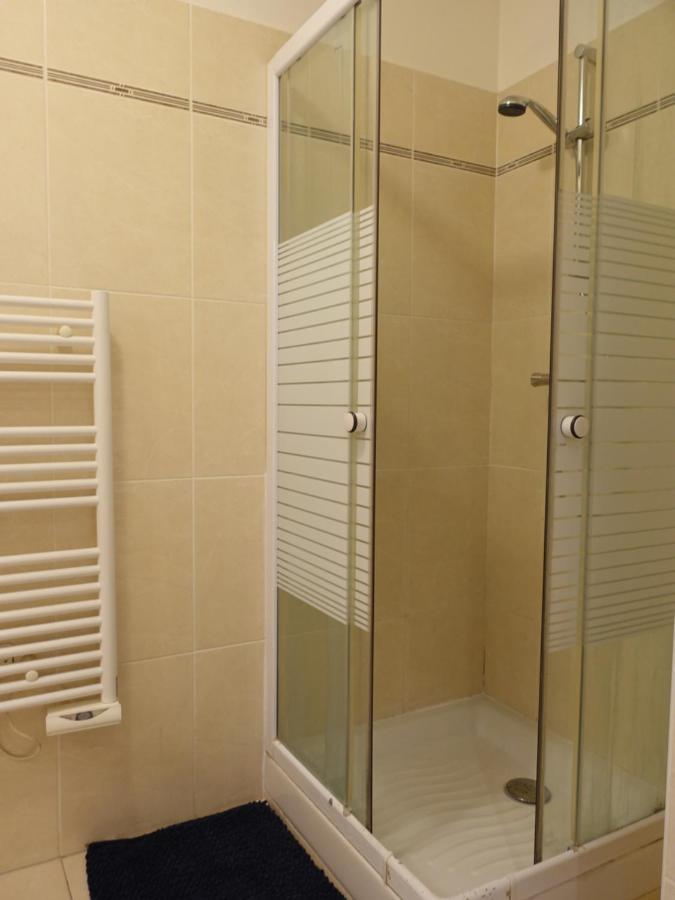 Lovely Appartement With Balcony 5Min Train Station Cannes Esterno foto