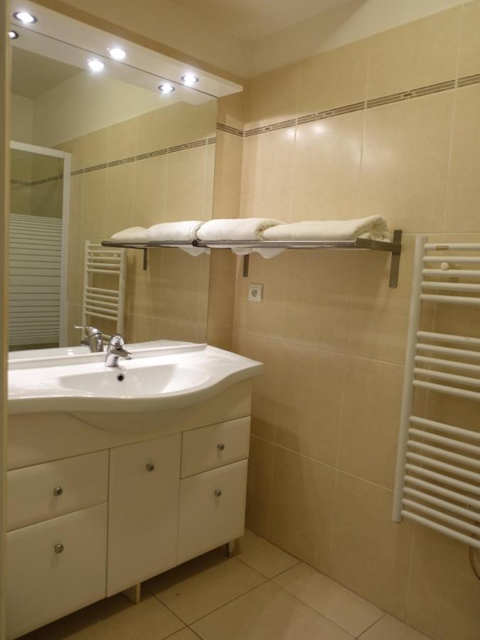 Lovely Appartement With Balcony 5Min Train Station Cannes Esterno foto